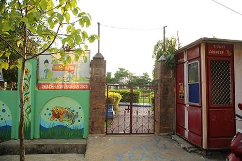 City life in Brahmapur